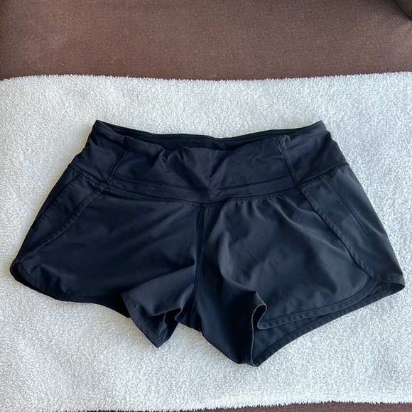 Lululemon Speed Up Black Shorts (Size 4) - Picture 3 of 6